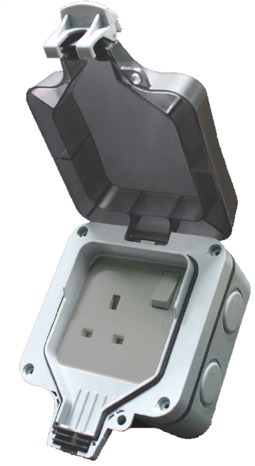 [741271571836] BS-913G, IP66 Waterproof 1 Gang BS socket, switched & illuminated